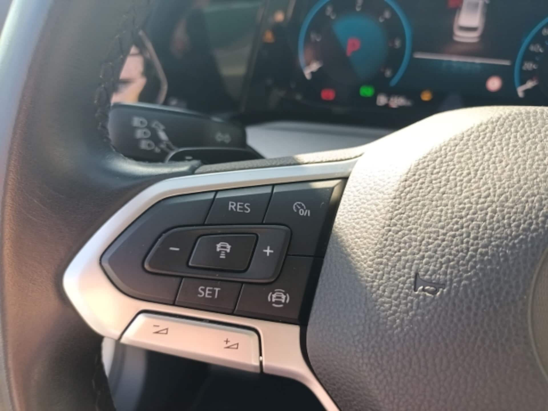 Volkswagen Golf Variant Life