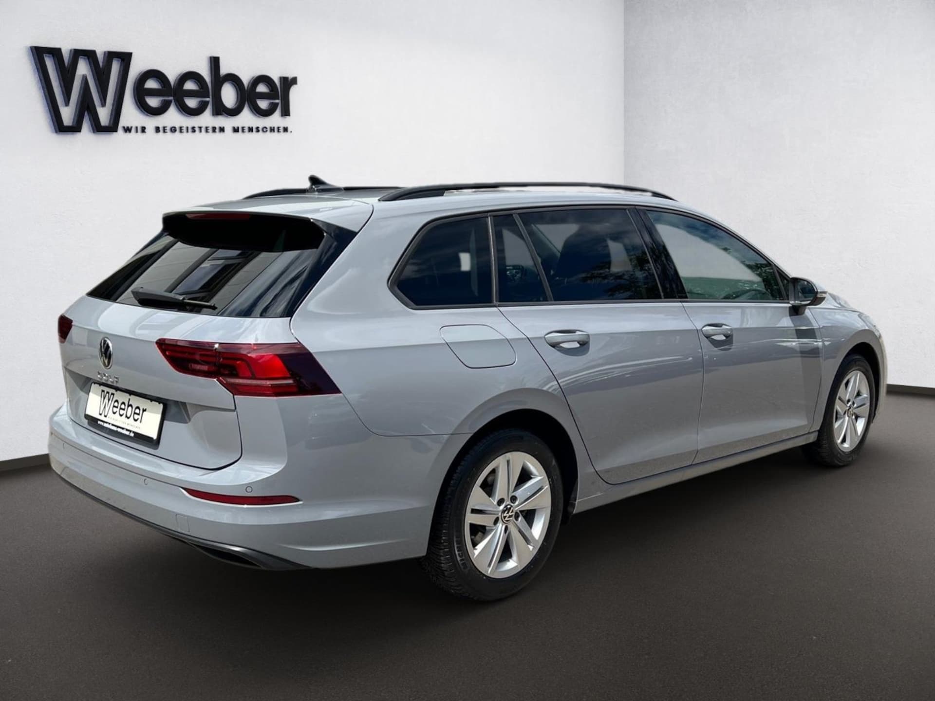 Volkswagen Golf Variant Life