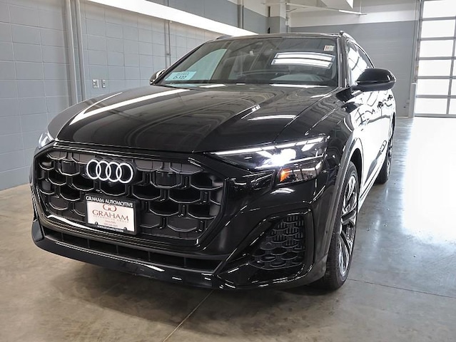 2026 Audi Q8