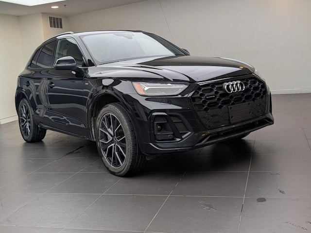 Photo of 2023 Audi Q5