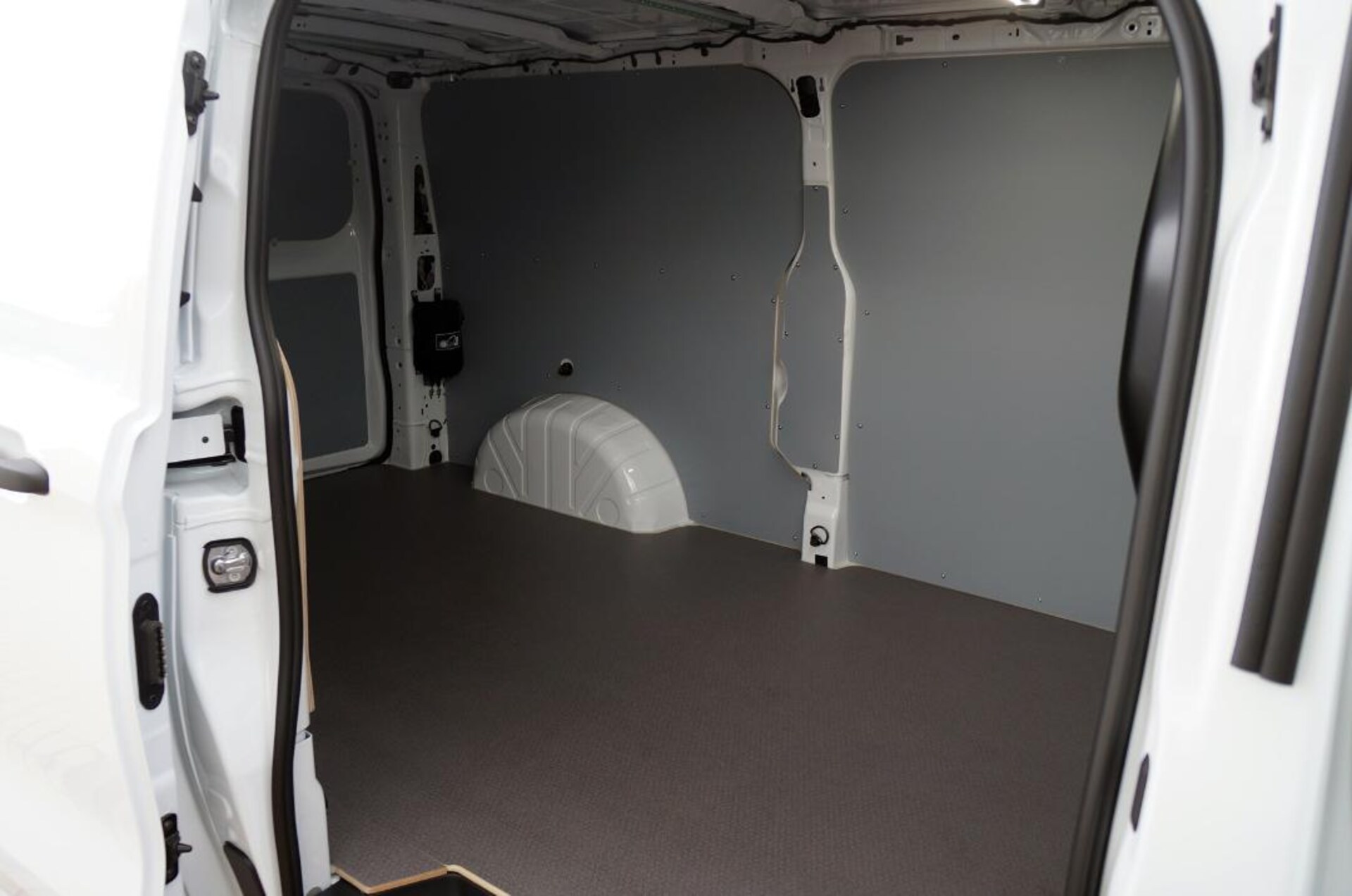 Volkswagen Transporter Kasten langer Radstand