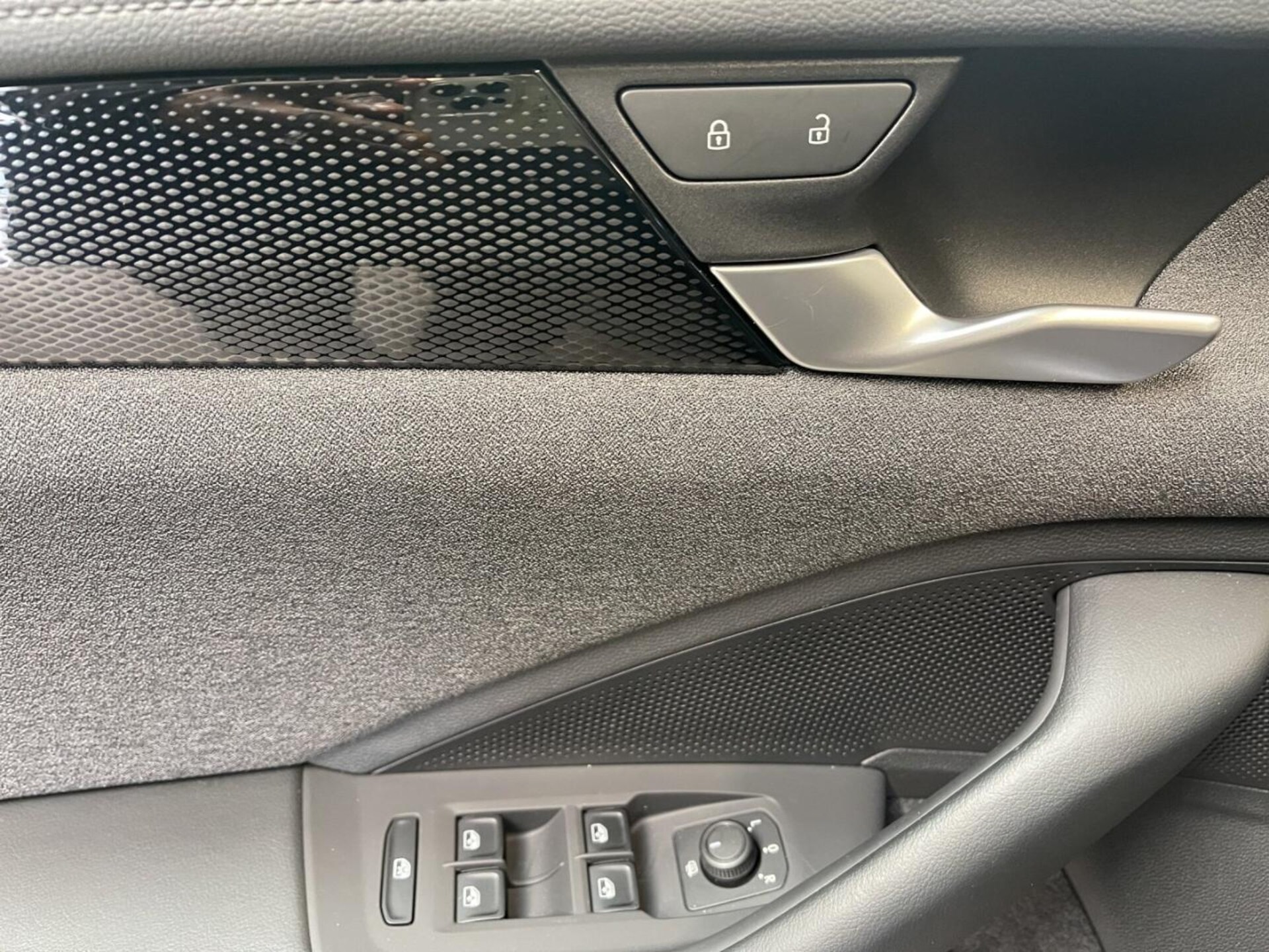 Volkswagen Passat Basis-Modell