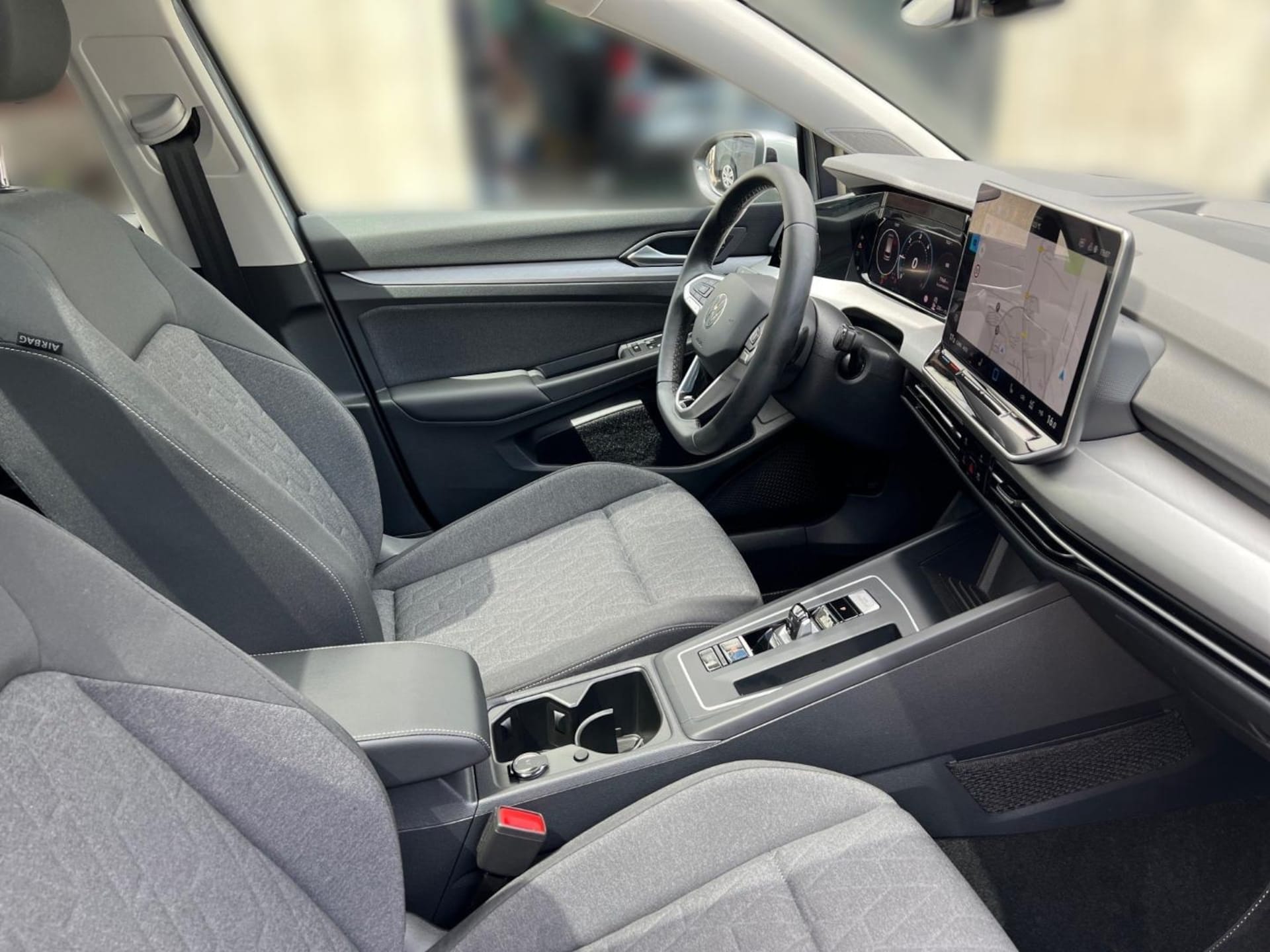 Volkswagen Golf Variant Life