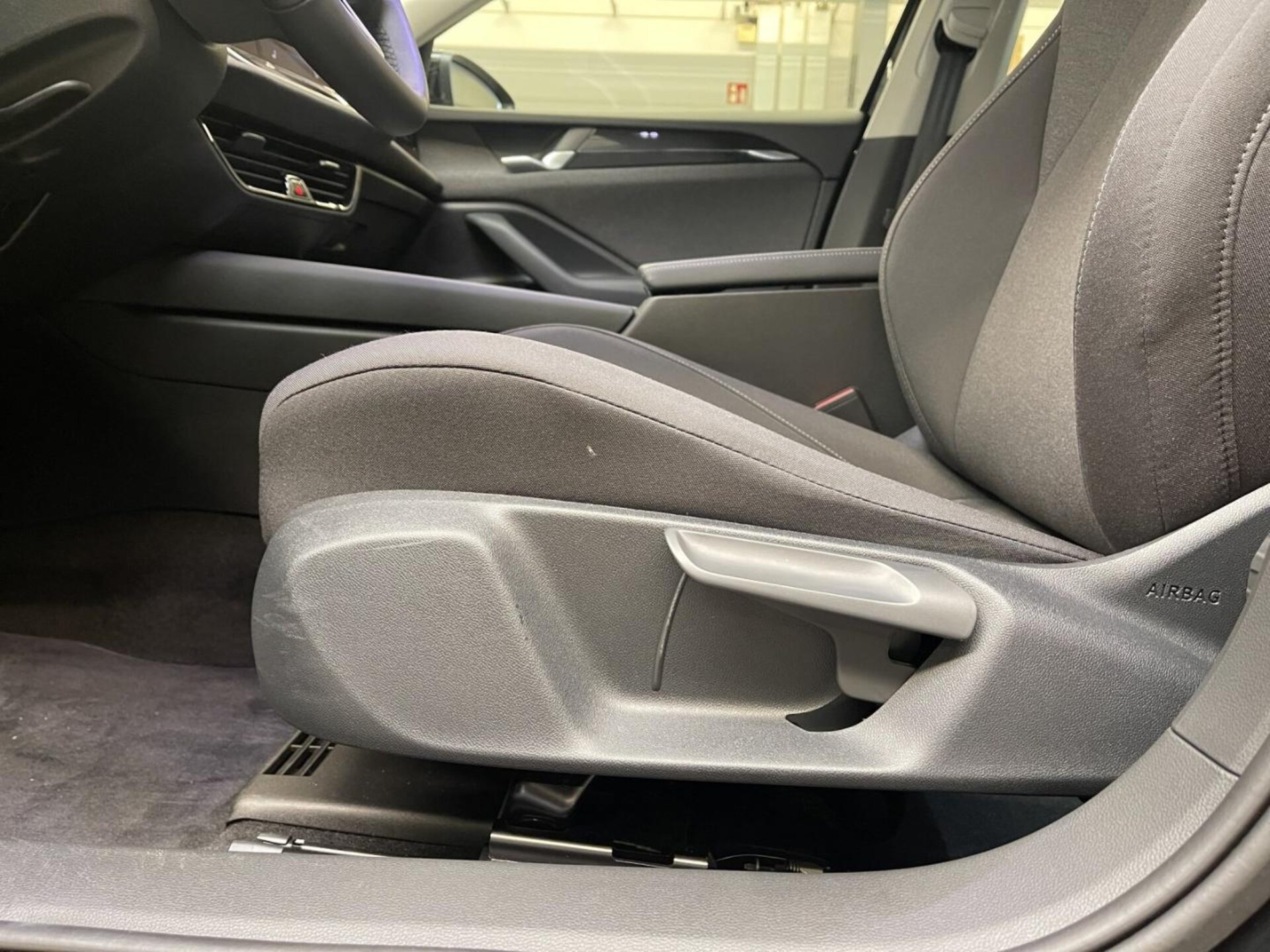 Volkswagen Passat Basis-Modell