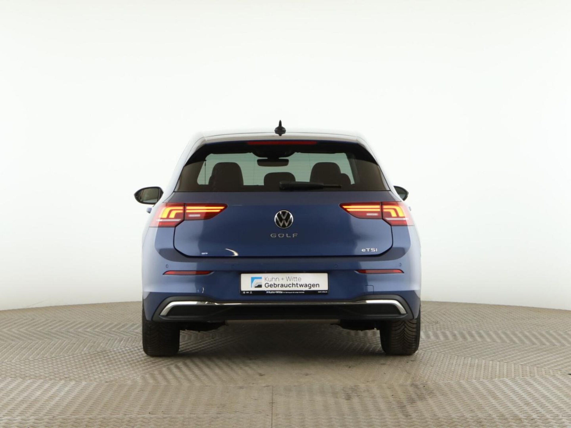 Volkswagen Golf Life