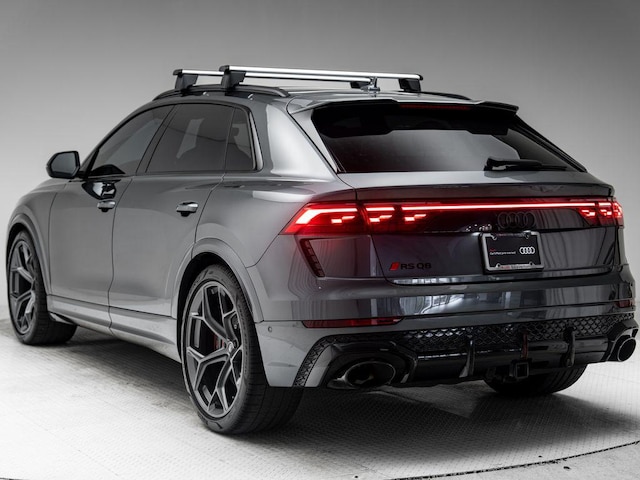 2026 Audi RS Q8 SUV performance