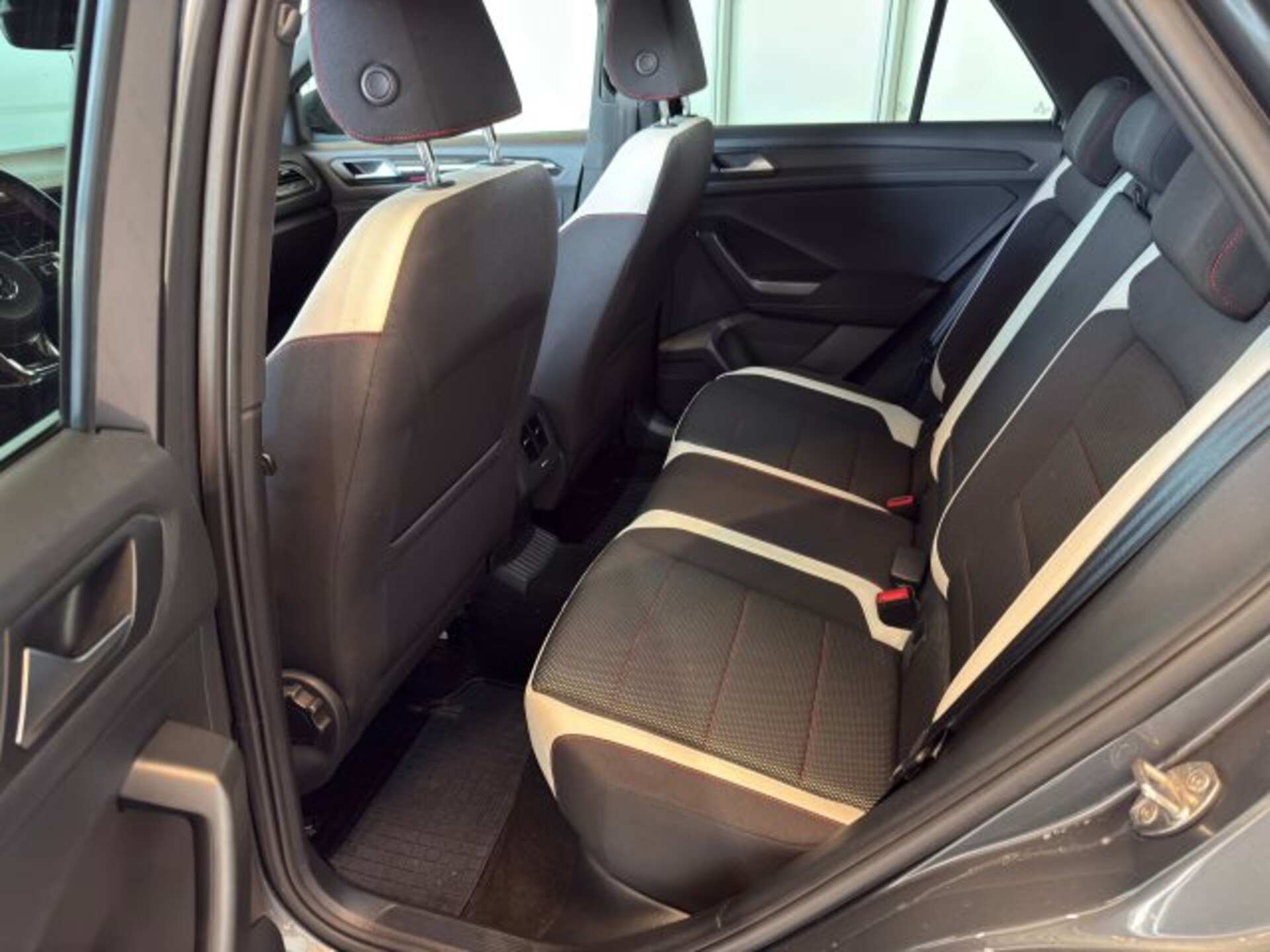 Volkswagen T-Roc Sport