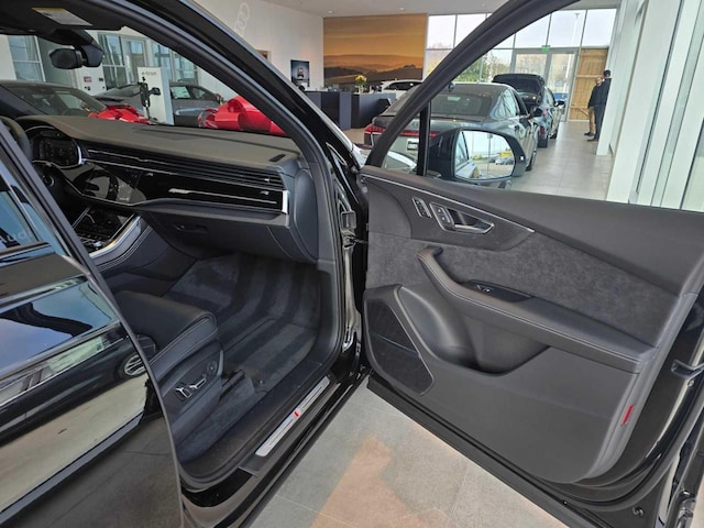 2026 Audi SQ7 Prestige - Photo 10