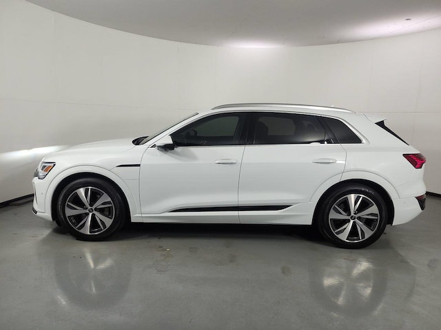 Used 2024 Audi Q8 e-tron Premium Plus with VIN WA15AAGE5RB026390 for sale in Hoffman Estates, IL