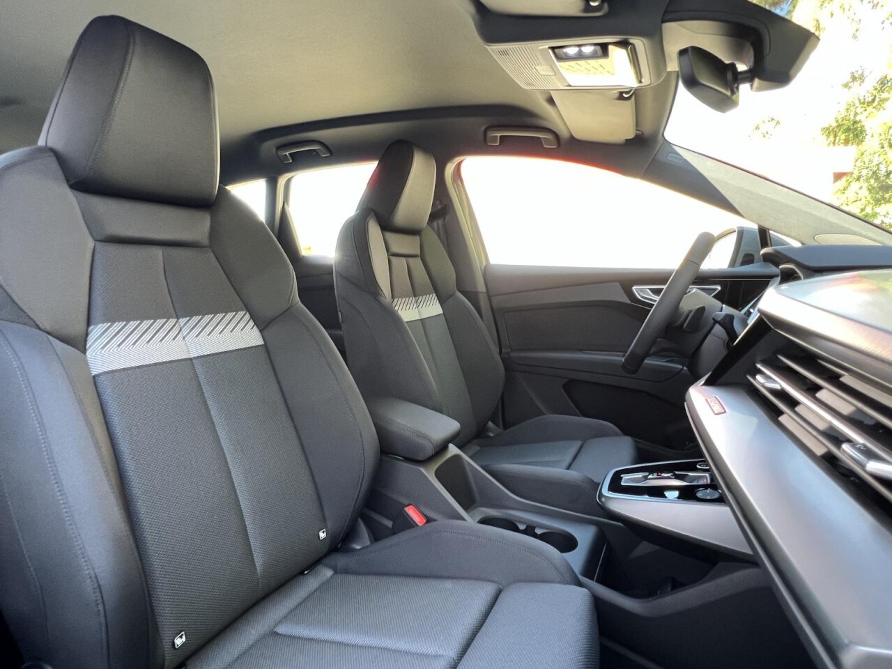 Image about Audi Q4 e-tron 40 e-tron