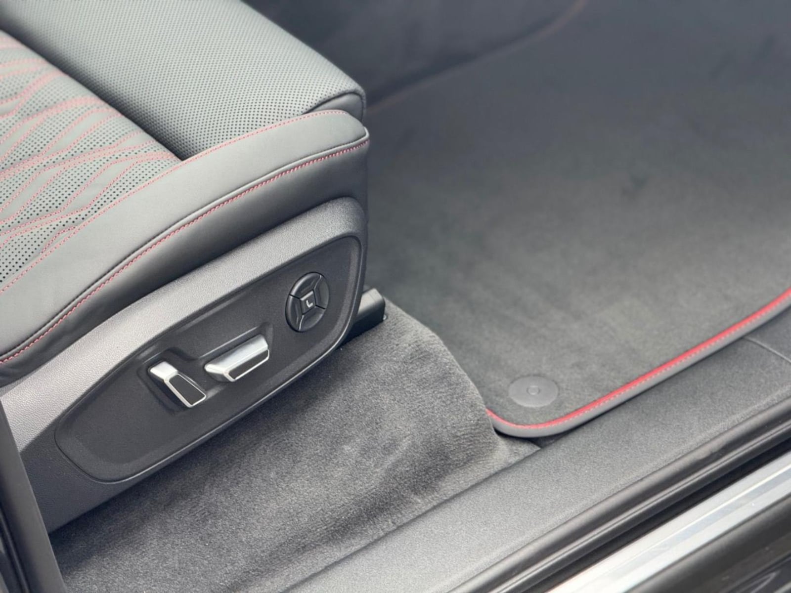 Audi Q7 – Bild 17