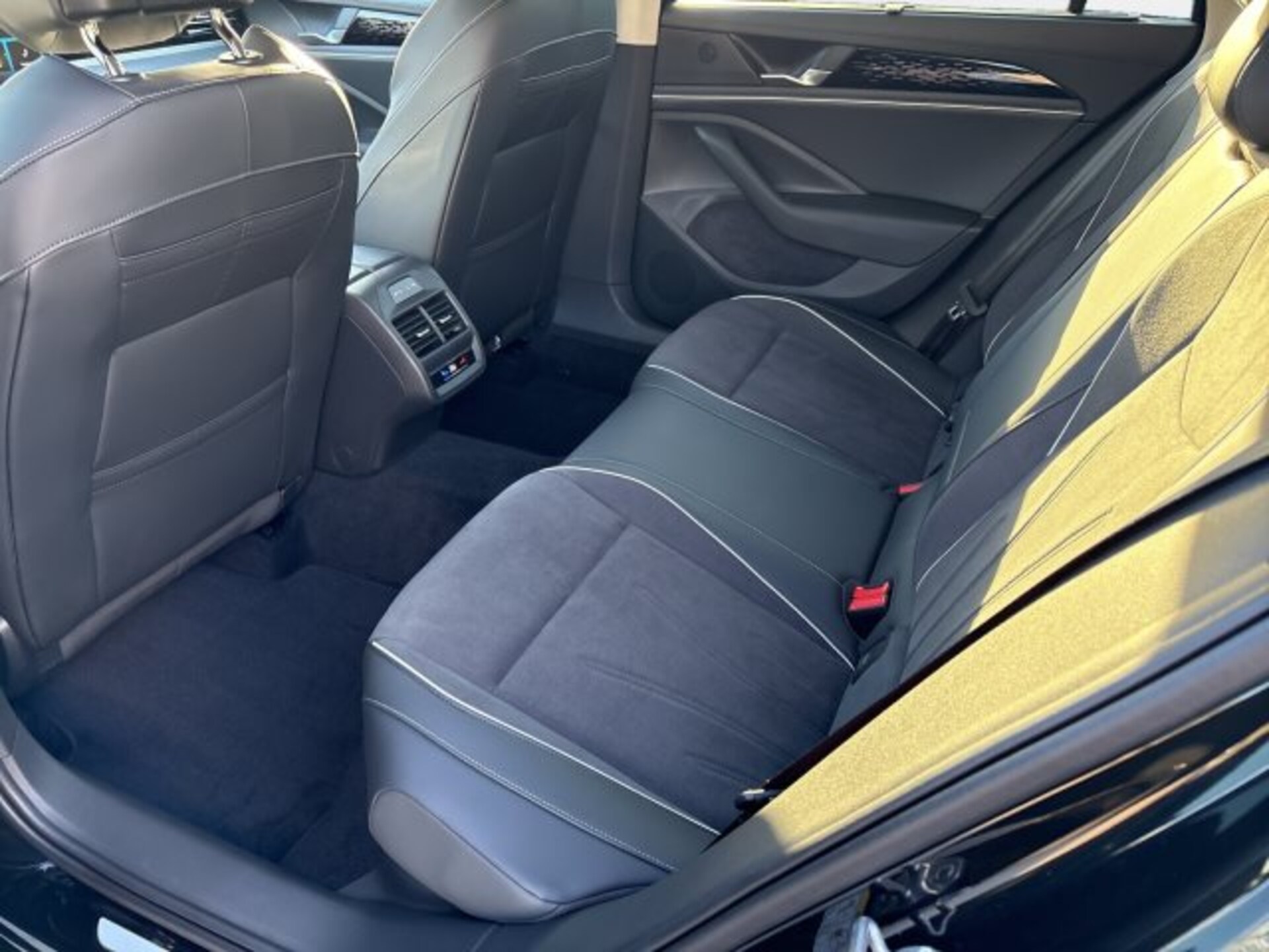 Volkswagen Passat Elegance