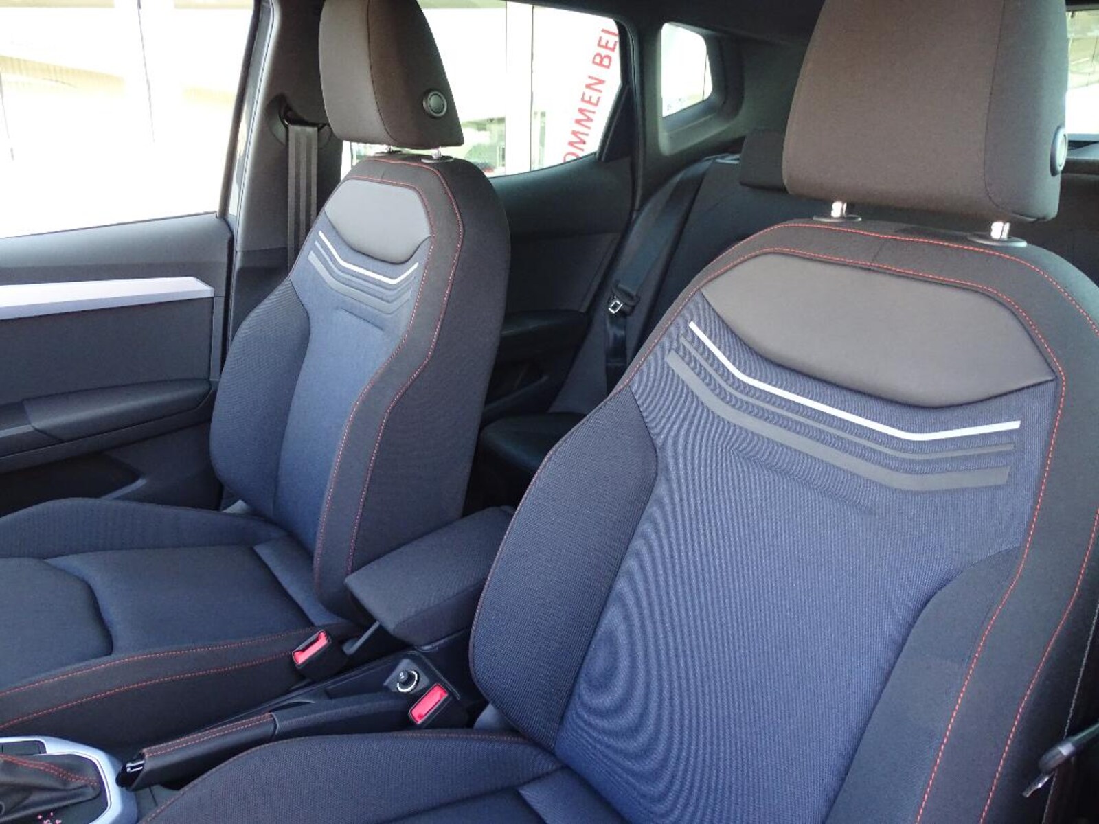 SEAT Arona – Bild 8