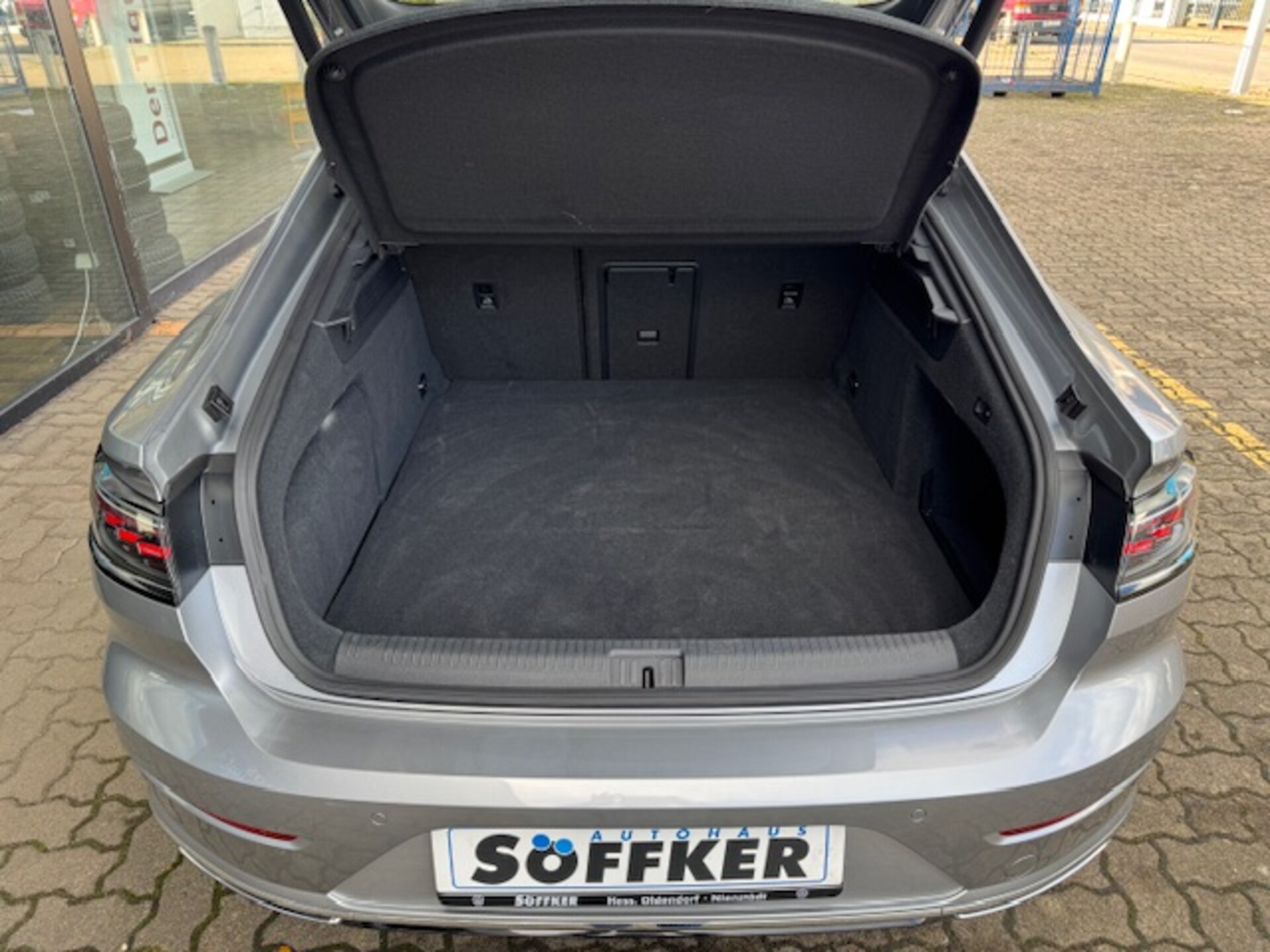 Volkswagen Arteon R-Line