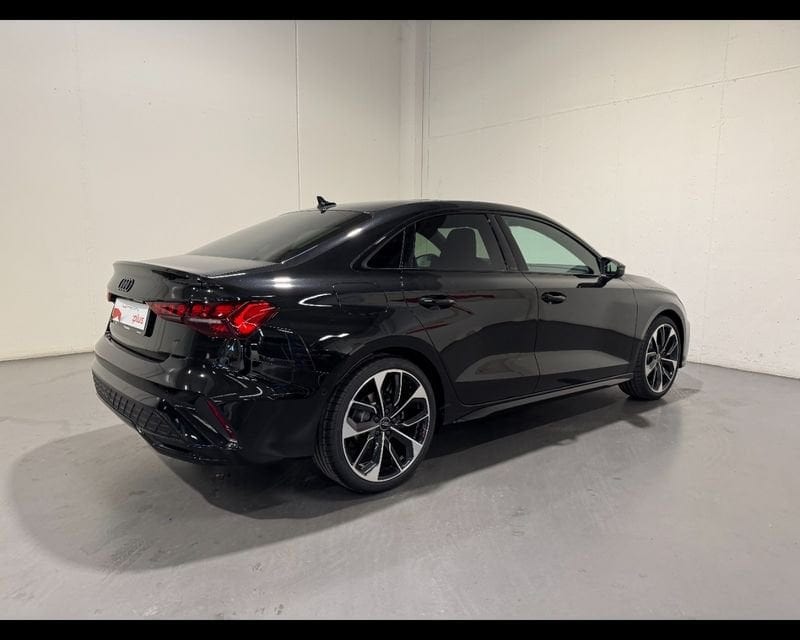 Immagine di Audi A3 Sedan Launch edition S line Mythos 35 TFSI 110 kW (150 CV) S tronic - Vista: for more details contact your dealer