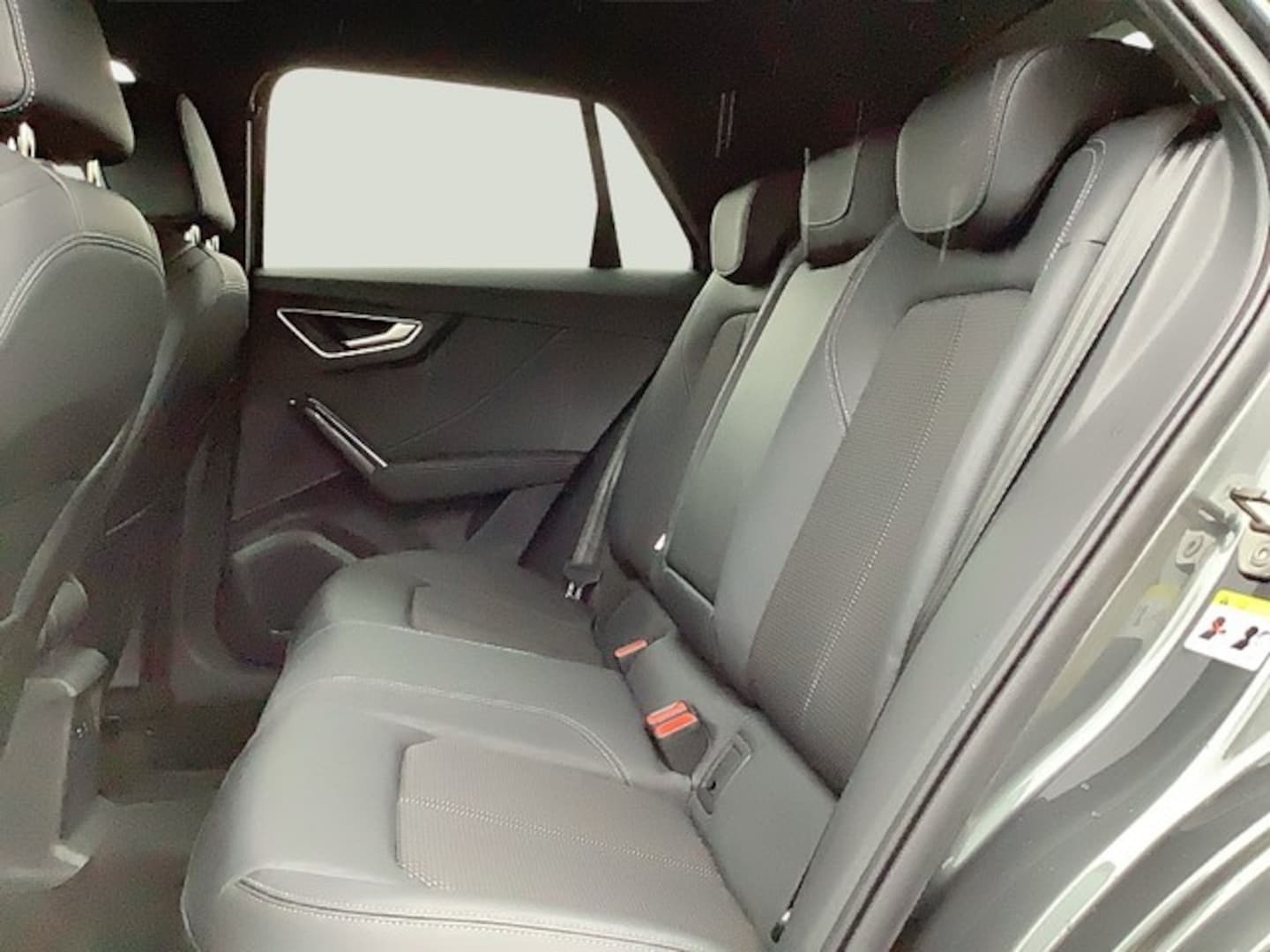 Bild über Audi SQ2 TFSI quattro S tronic - für weitere Informationen kontaktieren Sie den Audi Partner