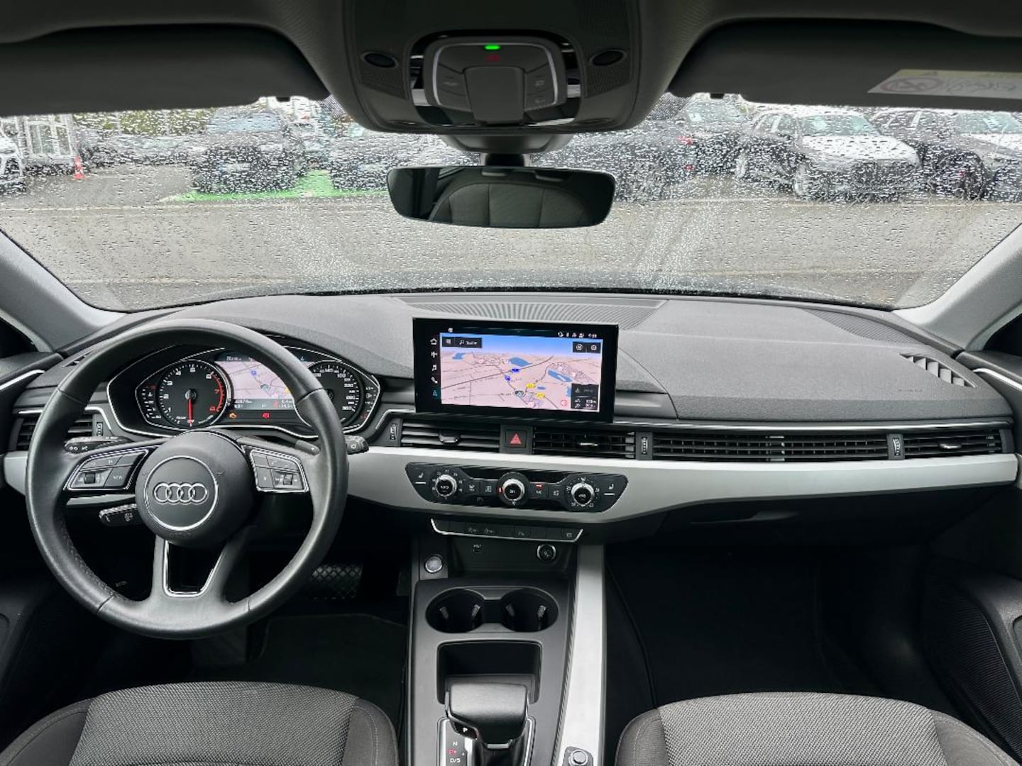 Bild über Audi A4 Avant advanced 35 TFSI S tronic - für weitere Informationen kontaktieren Sie den Audi Partner
