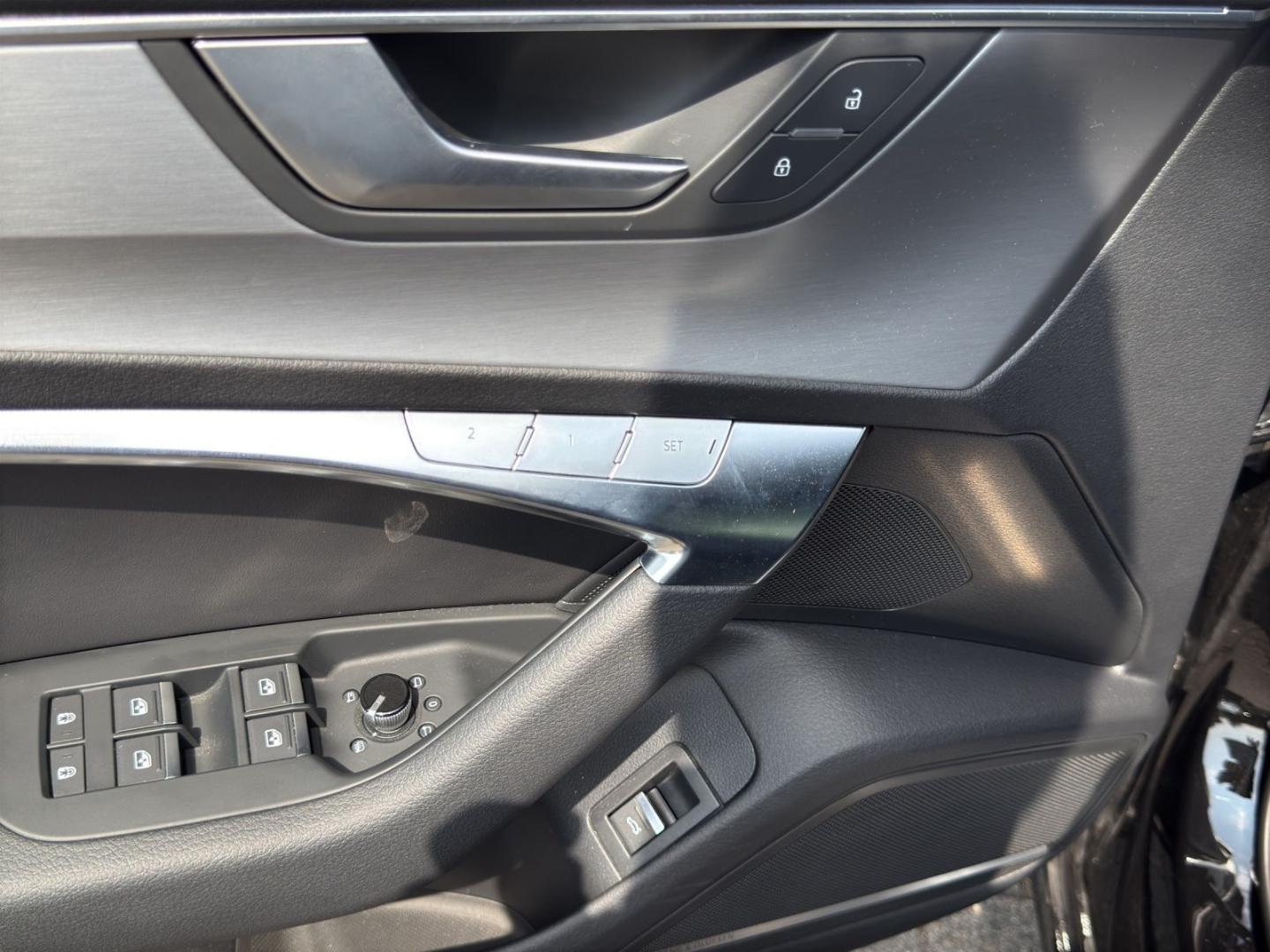 Image about Audi S6 Avant TDI quattro tiptronic
