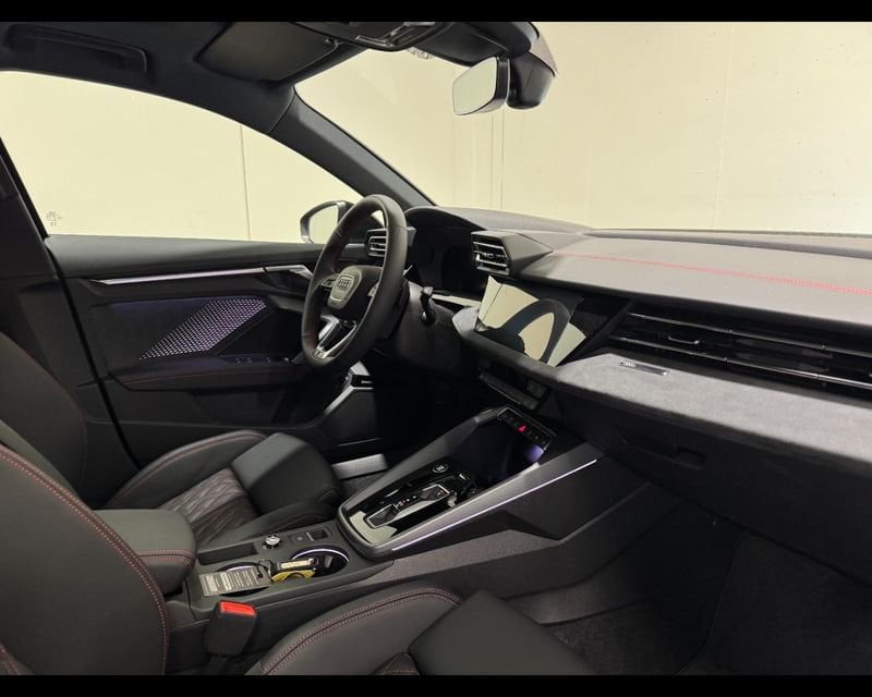 Immagine di Audi A3 Sedan Launch edition S line Mythos 35 TFSI 110 kW (150 CV) S tronic - Vista: for more details contact your dealer