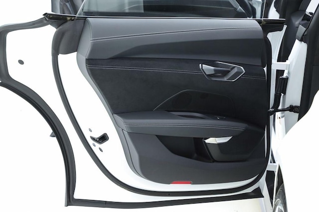 2026 Audi RS e-tron GT Performance Base - Photo 34