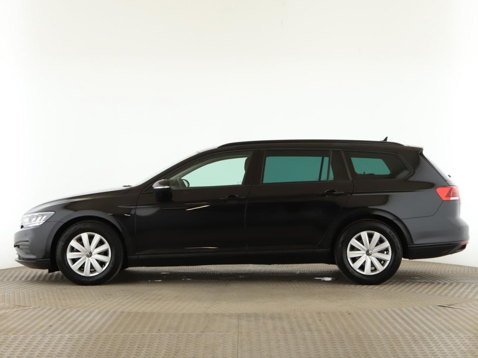 Volkswagen Passat Variant Basis-Modell