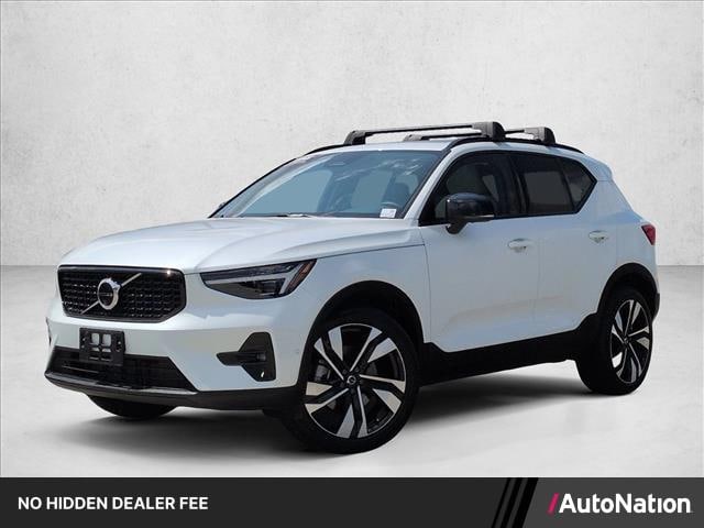 2026 Volvo XC40