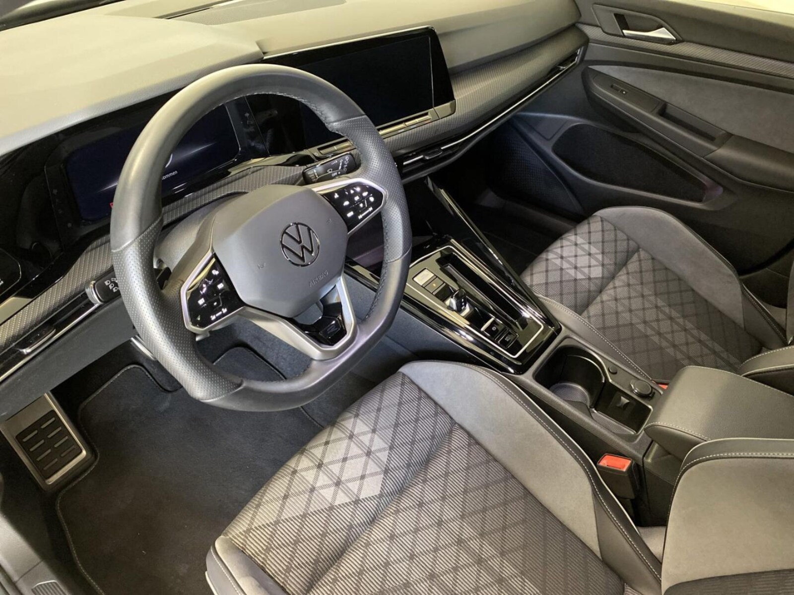 Volkswagen Golf – Bild 4