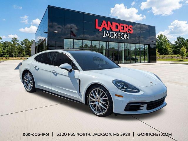 2017 Porsche Panamera