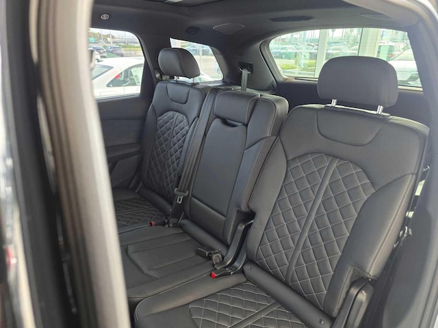2026 Audi SQ7 Prestige - Photo 17
