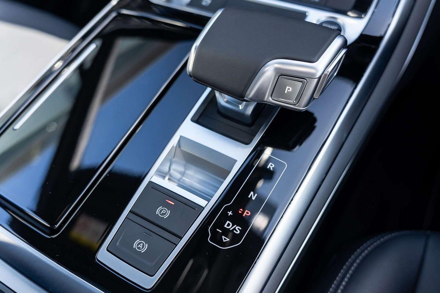 Image about Audi Q7 SUV TFSI quattro tiptronic