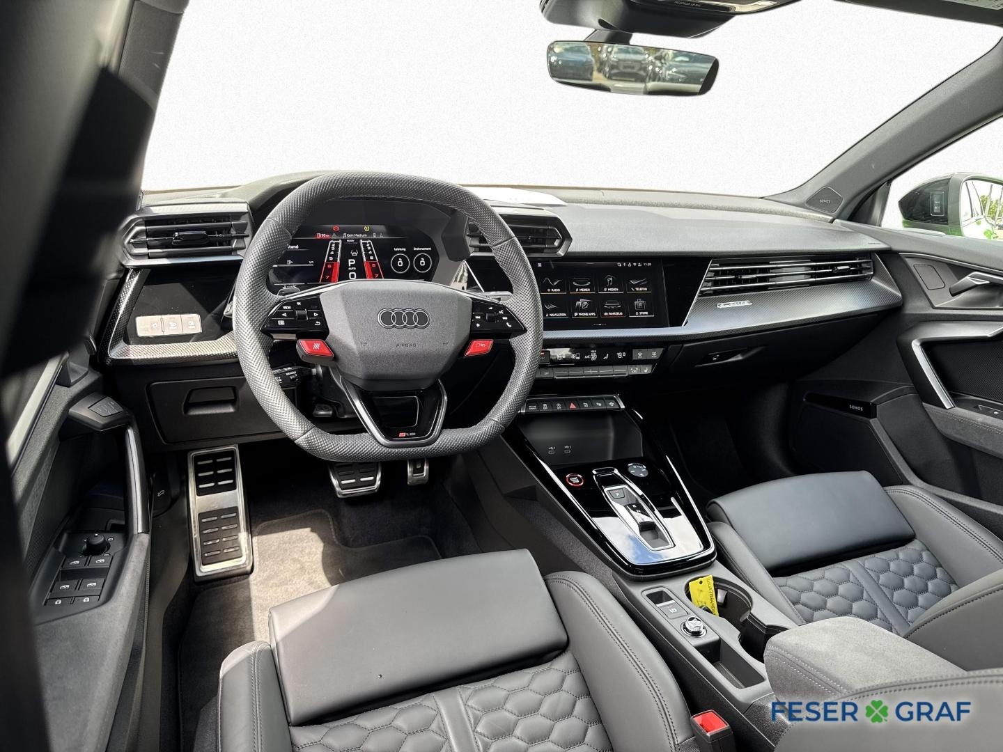 Bild über Audi RS 3 Limousine TFSI quattro 294 kW S tronic - für weitere Informationen kontaktieren Sie den Audi Partner