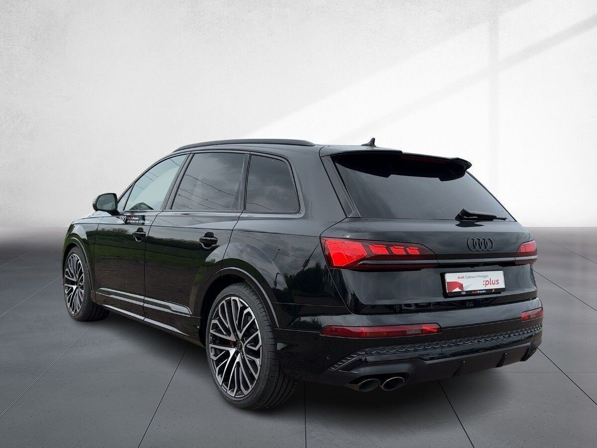 Image about Audi SQ7 SUV TFSI quattro tiptronic