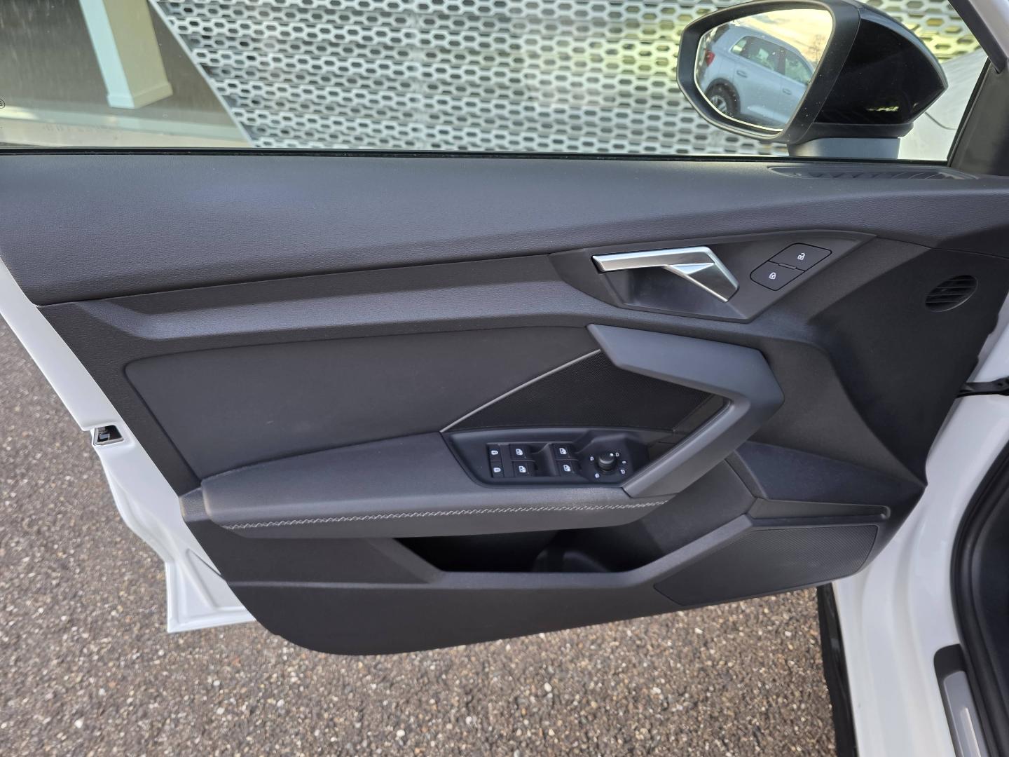 Image about Audi A3 Sportback S line 35 TDI 110 kW (150 ch) S tronic