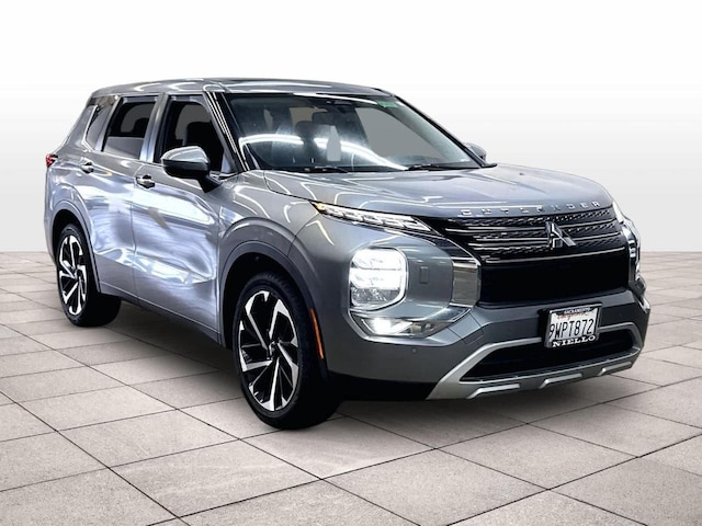 2022 Mitsubishi Outlander