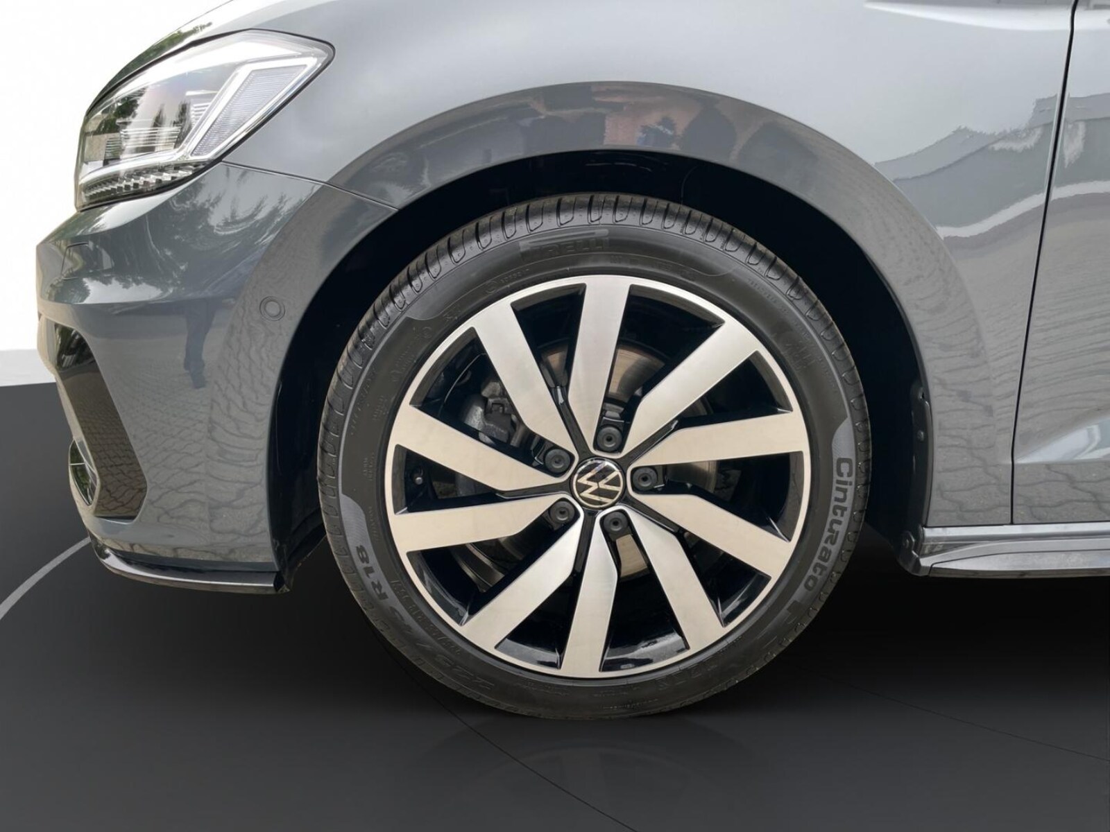 Volkswagen Touran – Bild 7