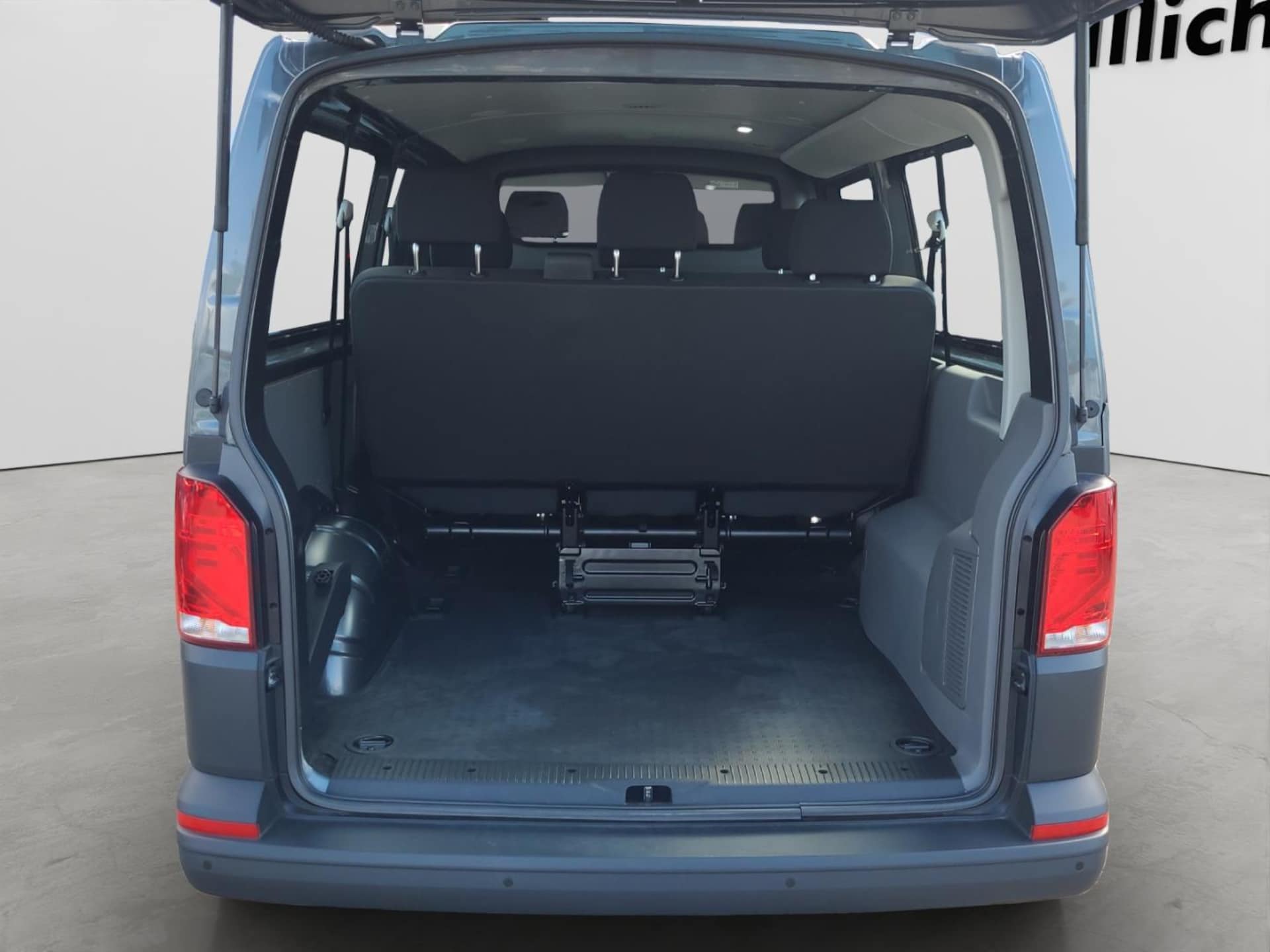 Volkswagen T6.1 Transporter Kombi langer Radstand