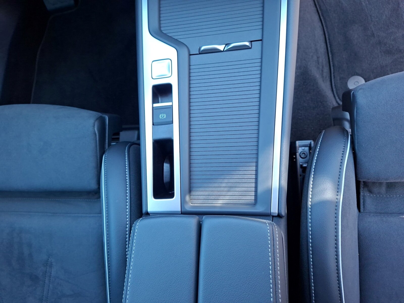 Volkswagen Passat – Bild 10