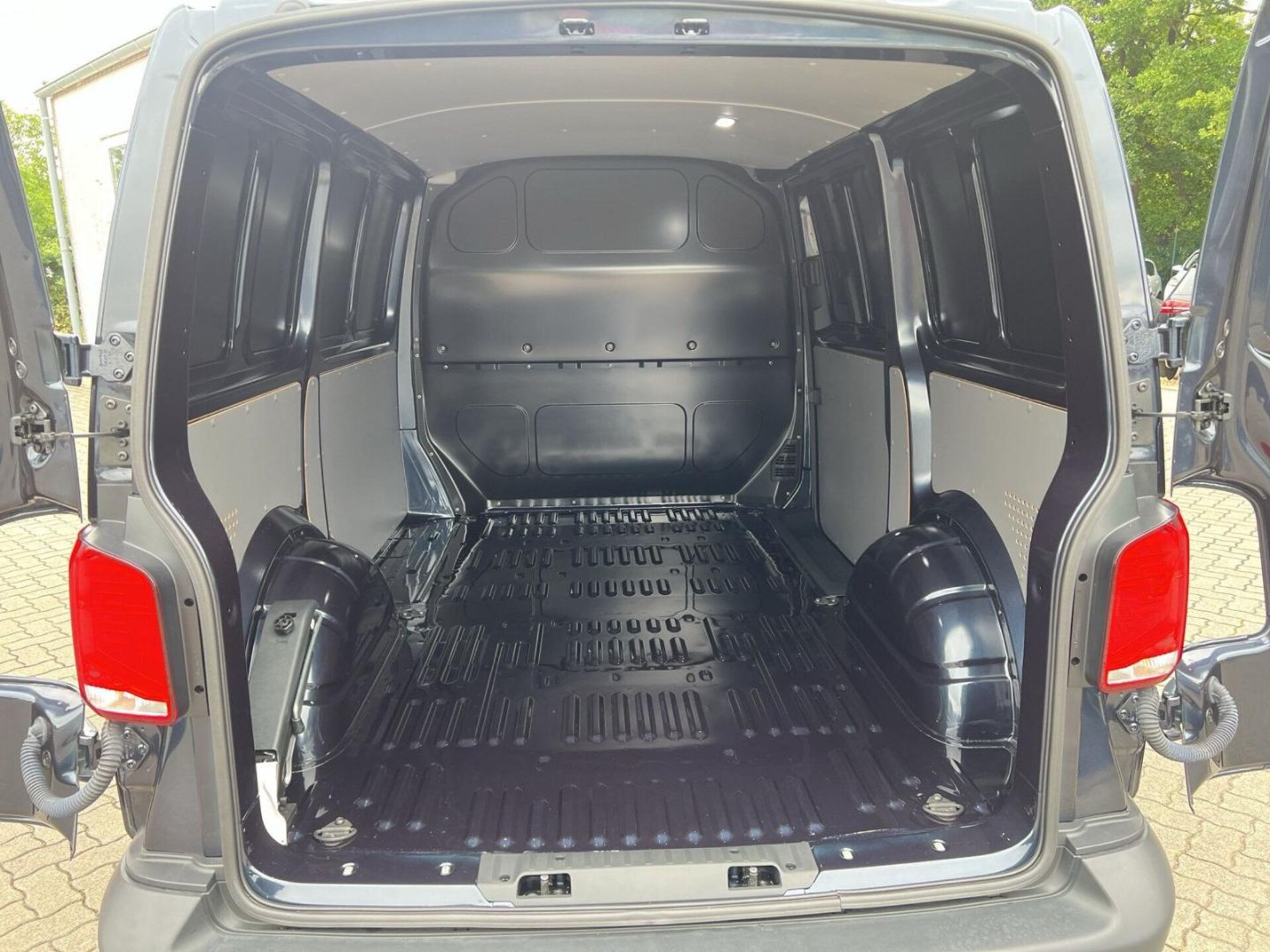 Volkswagen T6.1 Transporter Kasten kurzer Radstand