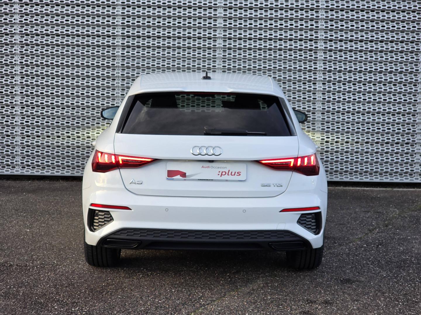 Image about Audi A3 Sportback S line 35 TDI 110 kW (150 ch) S tronic