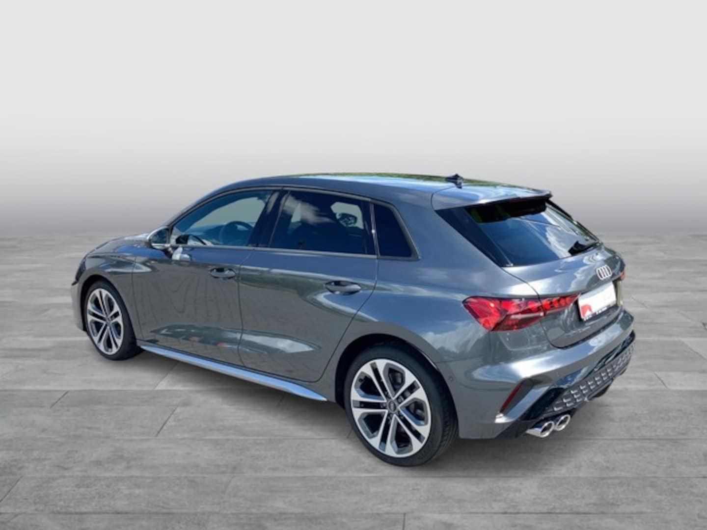 Bild über Audi S3 Sportback TFSI quattro S tronic - für weitere Informationen kontaktieren Sie den Audi Partner