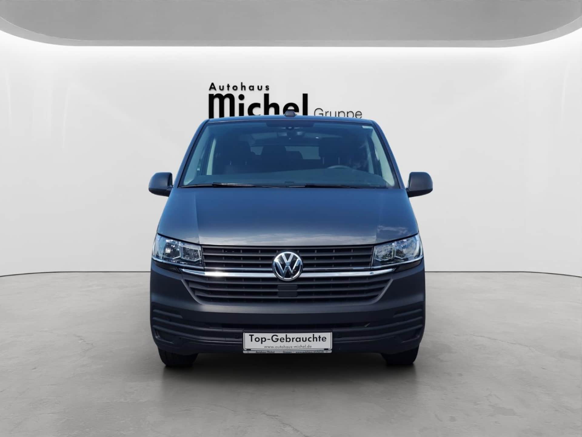 Volkswagen T6.1 Transporter Kombi langer Radstand