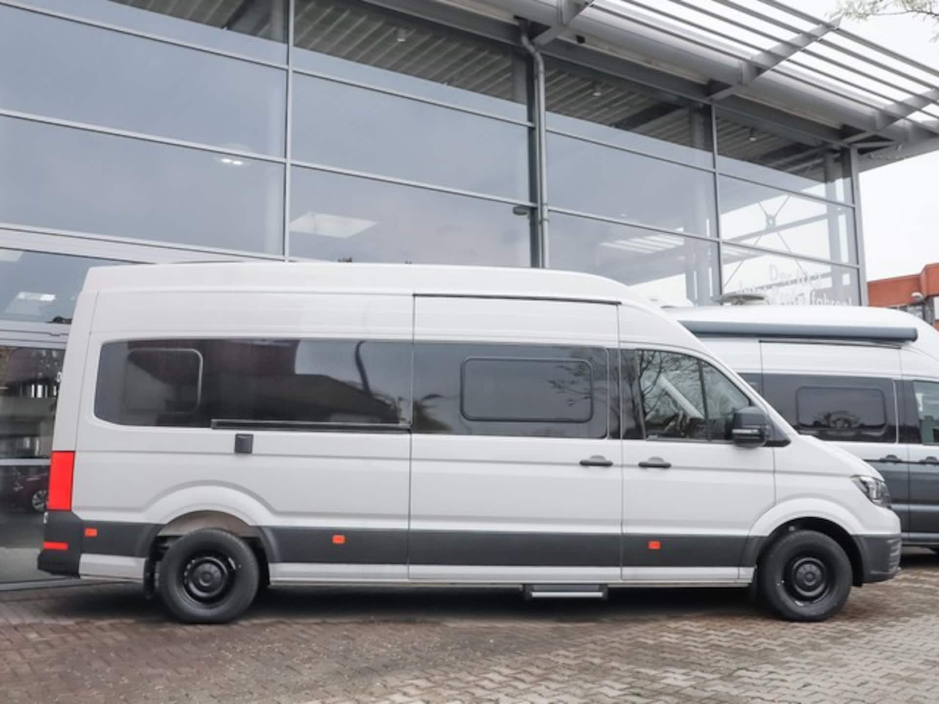 Volkswagen Grand California 680