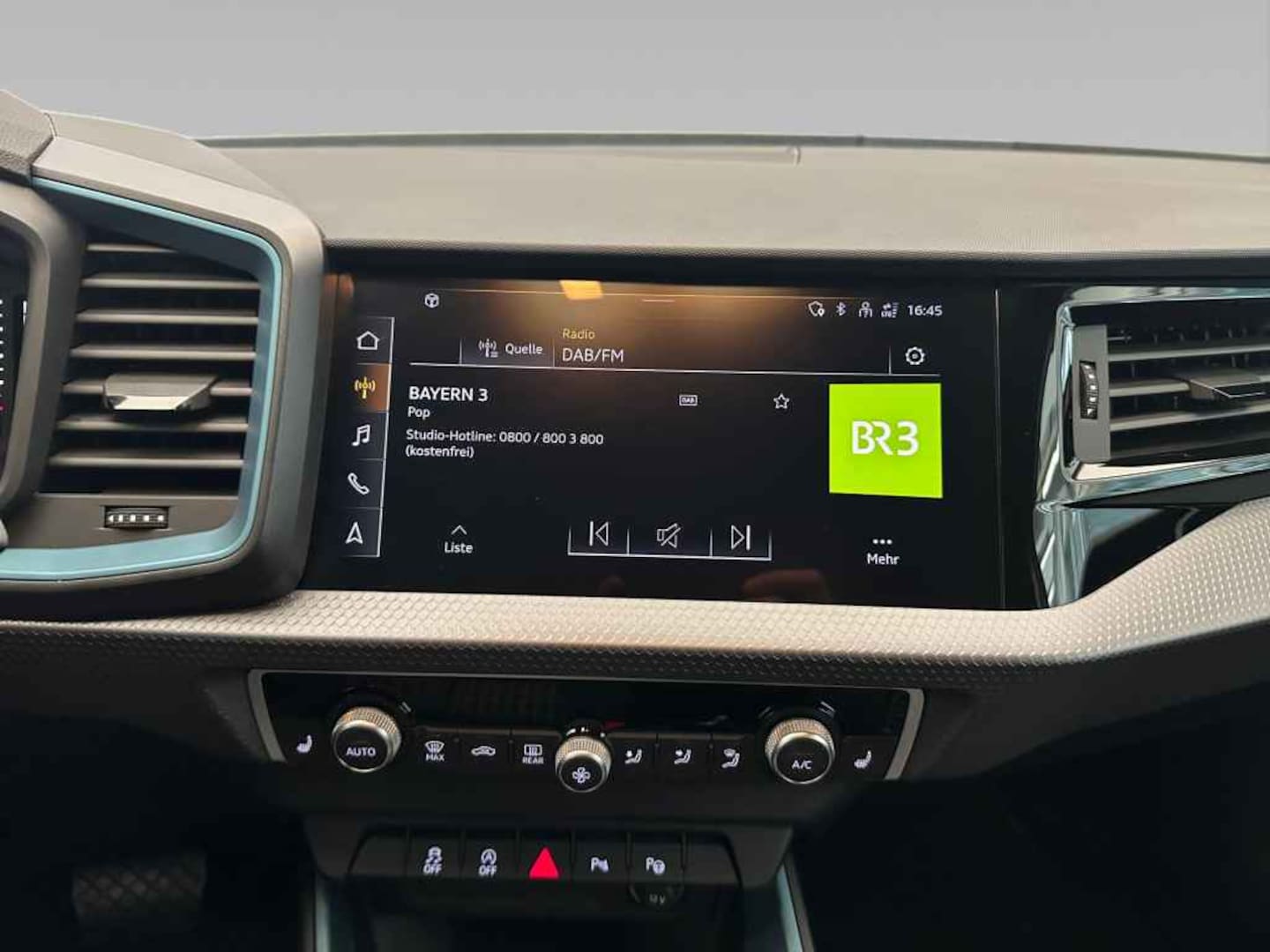 Bild über Audi A1 Sportback 30 TFSI S tronic - für weitere Informationen kontaktieren Sie den Audi Partner