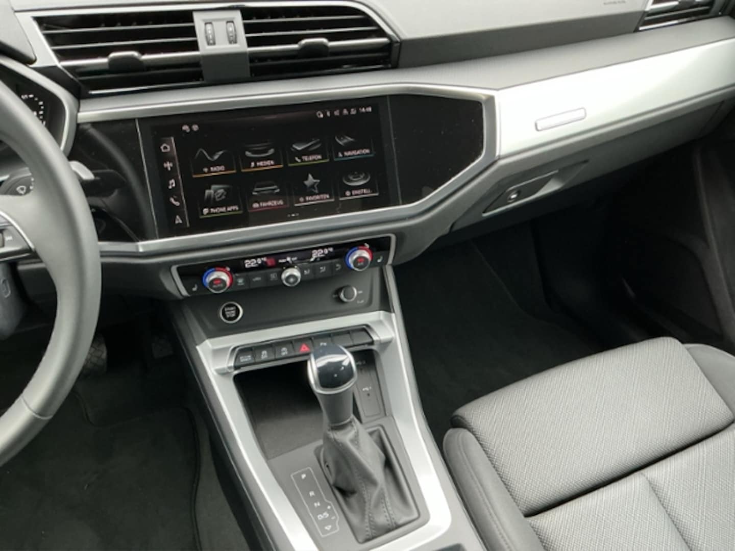 Bild über Audi Q3 Sportback TFSI 110 kW S tronic - für weitere Informationen kontaktieren Sie den Audi Partner