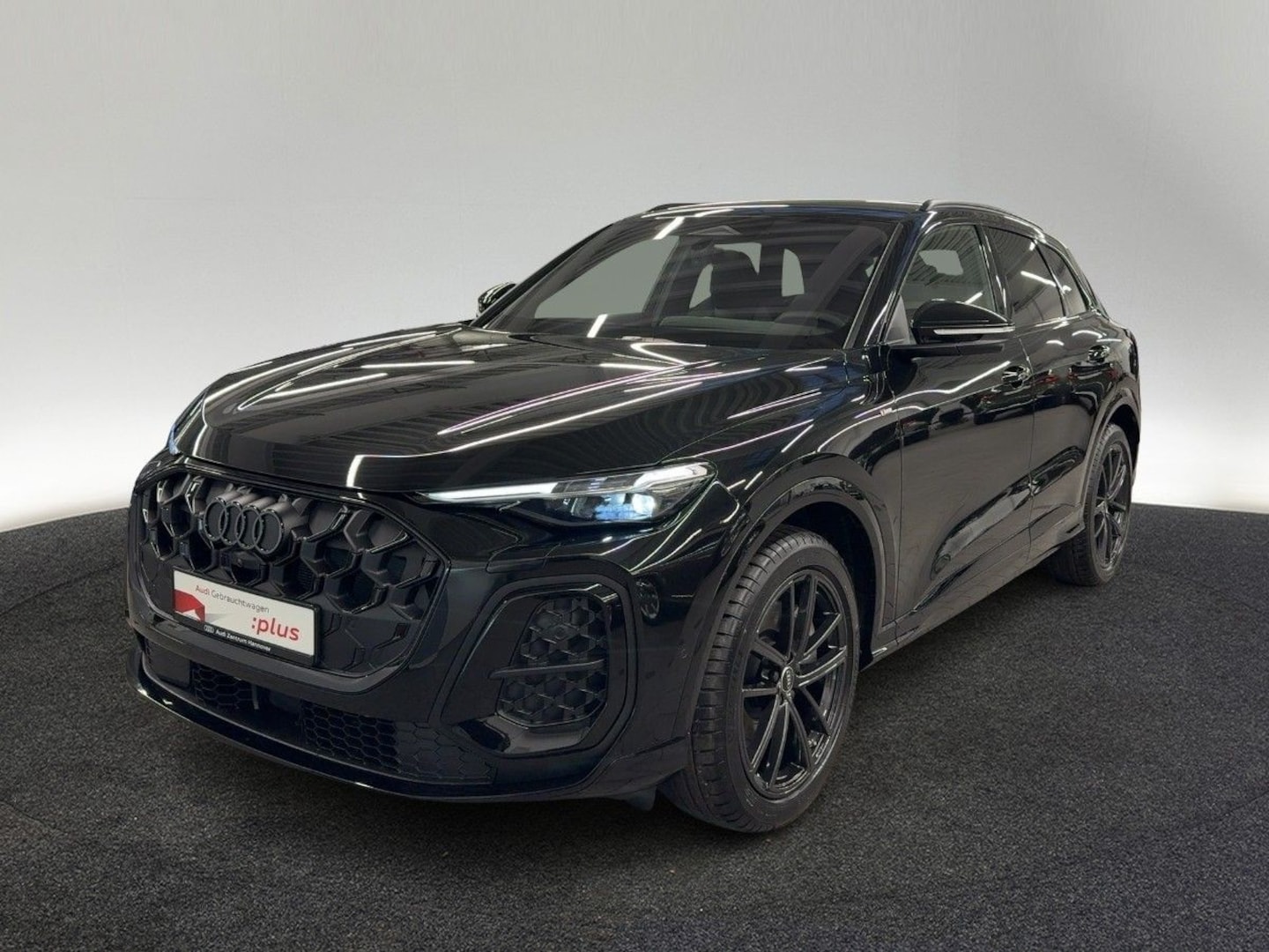 Bild über Audi Q5 SUV TDI quattro 220 kW S tronic - für weitere Informationen kontaktieren Sie den Audi Partner