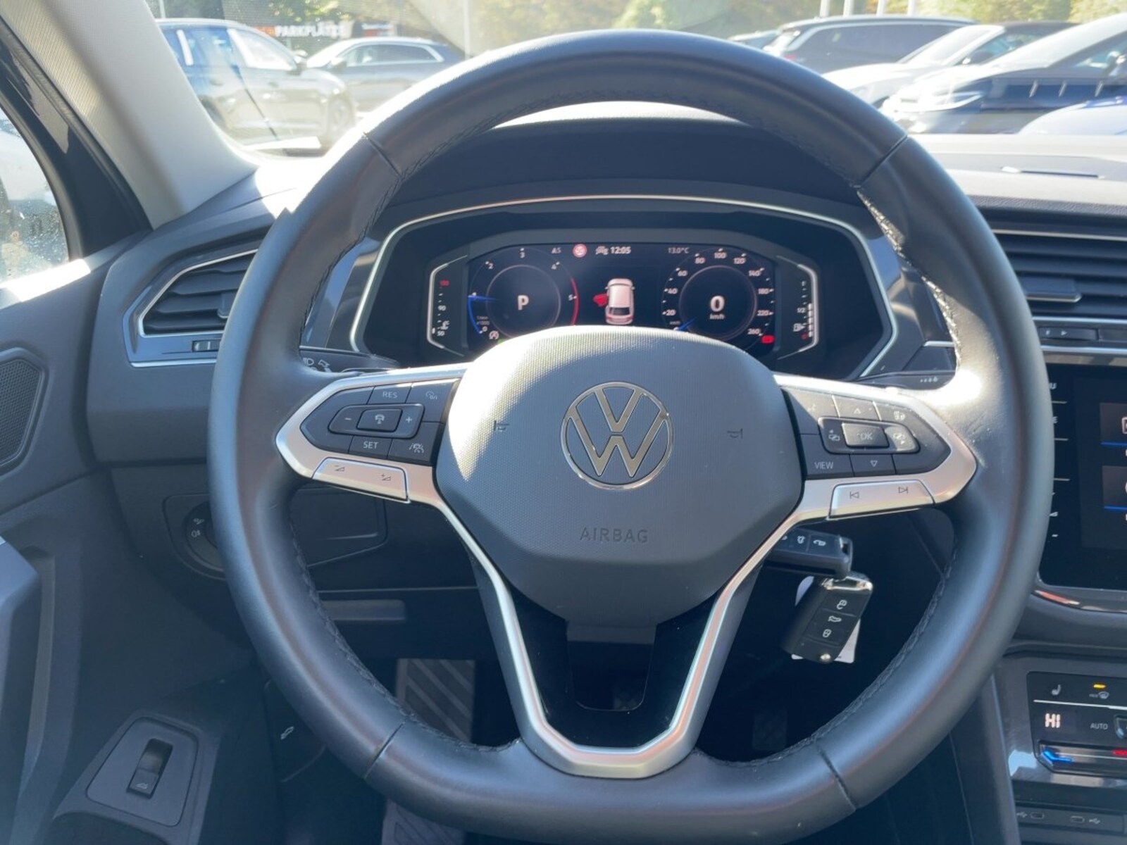 Volkswagen Tiguan – Bild 10