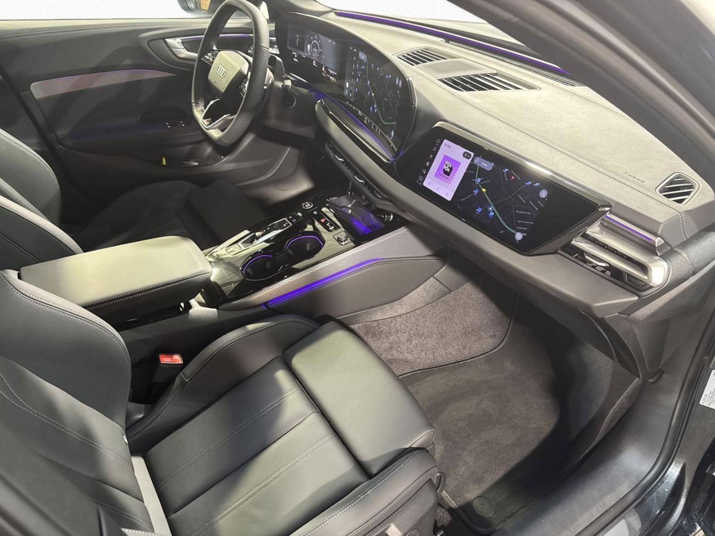 Bild über Audi A5 Avant TDI quattro 150 kW S tronic - für weitere Informationen kontaktieren Sie den Audi Partner