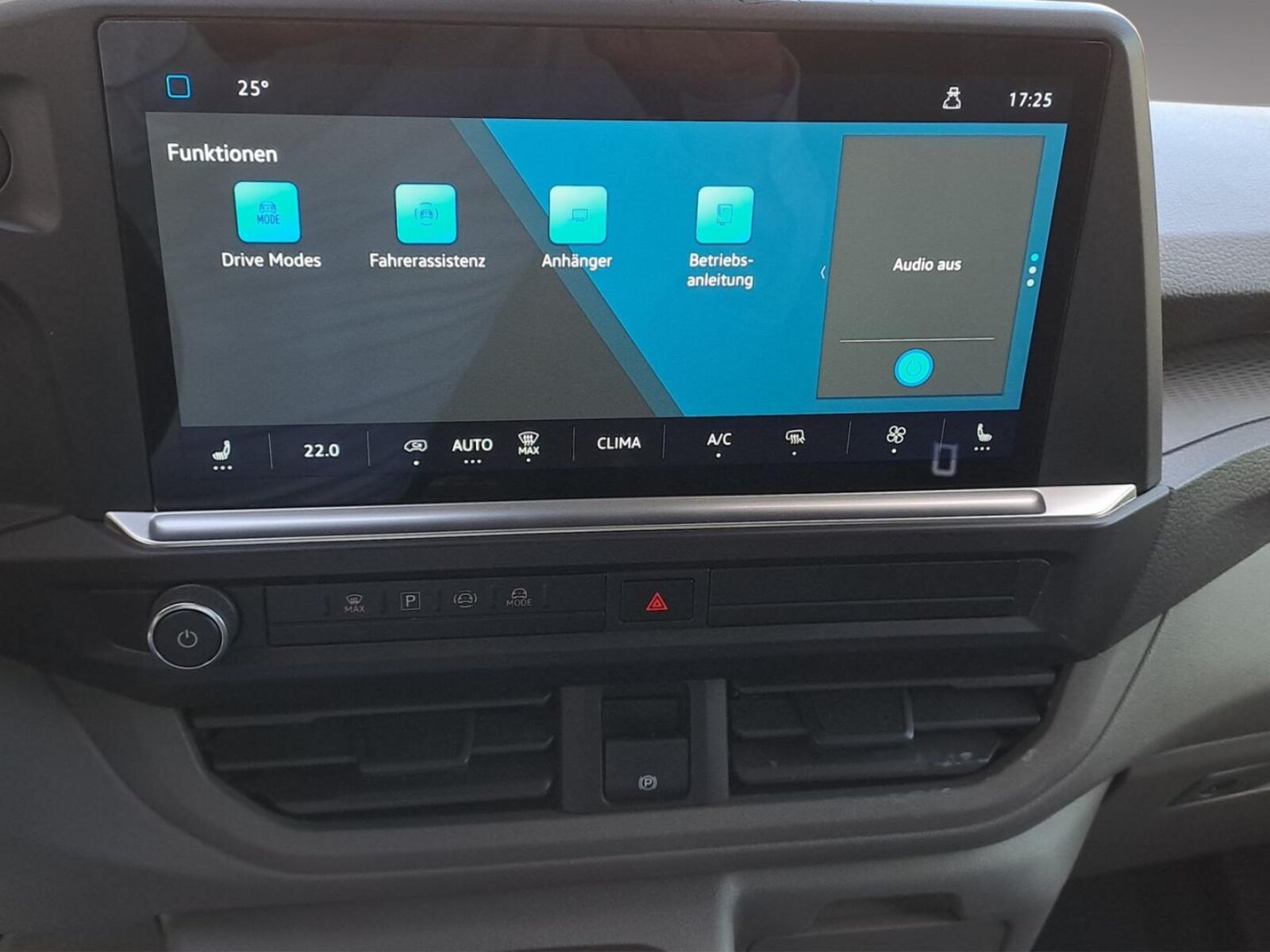 Volkswagen Transporter Kasten kurzer Radstand – Bild 8