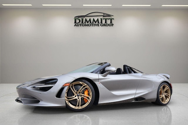 2025 McLaren 750S
