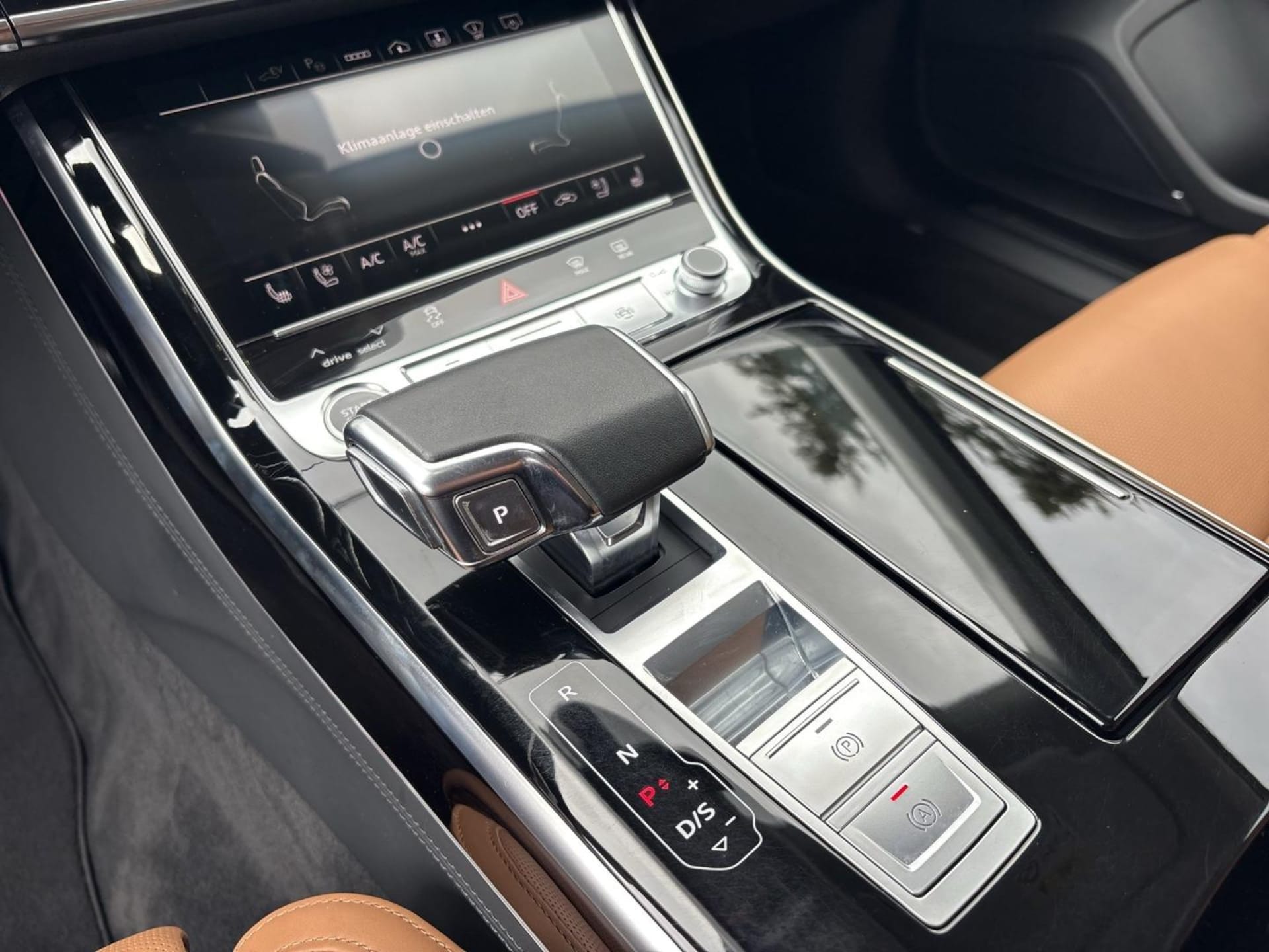 Audi A8 TFSI e